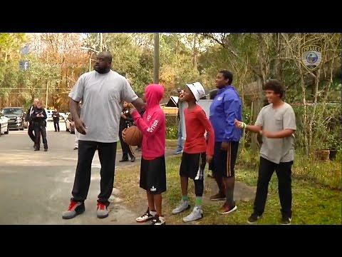 Shaq Surprises & Plays Basketball With Gainesville Cop & Florida Kids